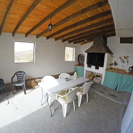 Noya Con Piscina Privada