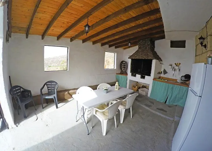 Noya Con Piscina Privada